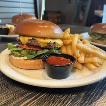 GPH BACON JAM BURGER