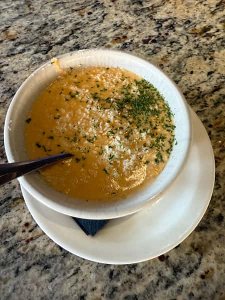 FLORIDA LOBSTER BISQUE
