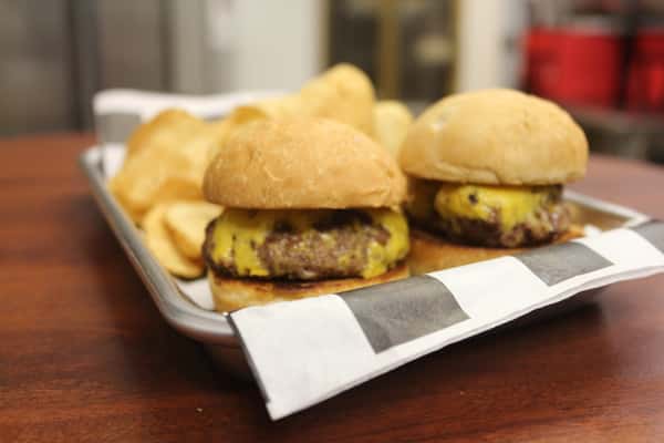 Mini Cheeseburgers with Side