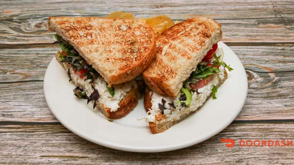 CHICKEN SALAD