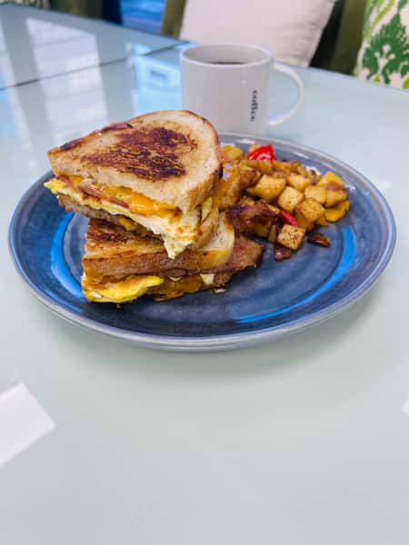 Breakfast Sandwich