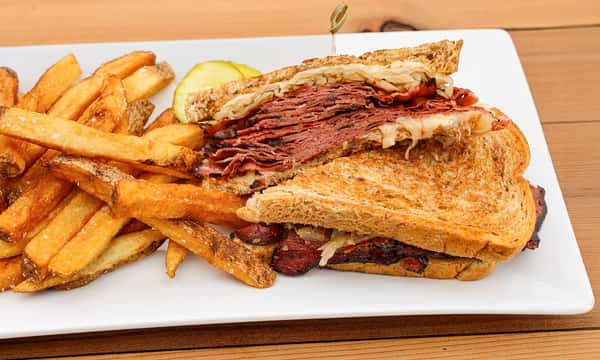 Pastrami Reuben