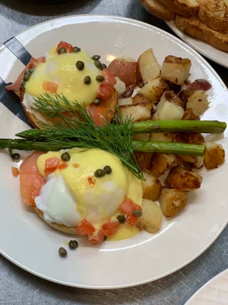 Nova Lox Benedict