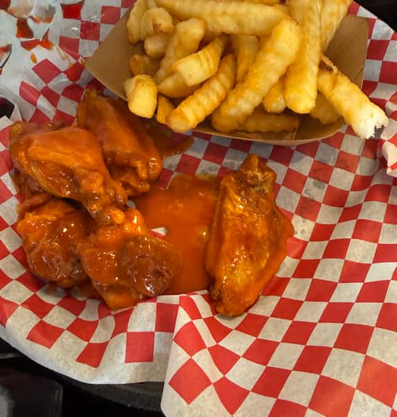 5 Wings Basket