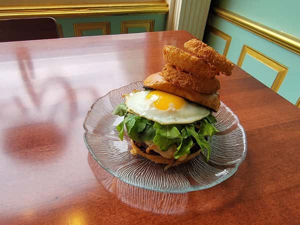 Grandma Greene's Burger