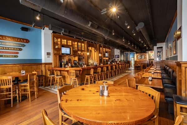 MaineStreetCoastalCuisine_Interior(Medium)9.jpg