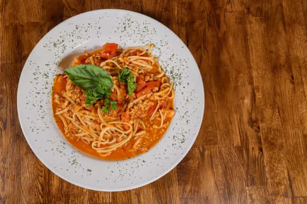 Linguini Red Clam Sauce