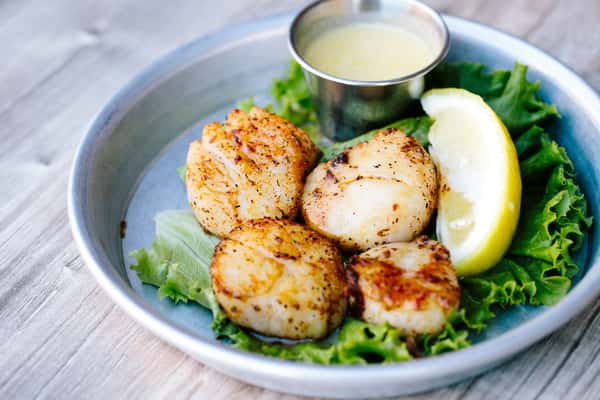 Scallops (320 cal)