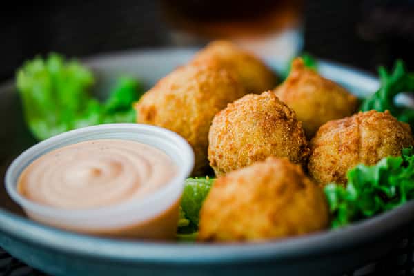 Crab Balls (810 cal)