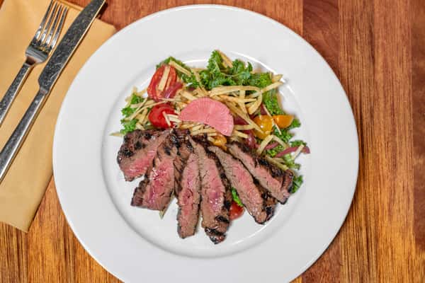 Asian Skirt Steak Salad