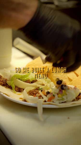 Lunch just got a whole lot better 👀🍔

Our $9.99 Lunch Specials are here Monday–Friday from 11AM–3PM! Whether you’re craving a burger, chicken sandwich, tacos, a salad, or something a little heartier, we’ve got you covered.

Good food. Great price. No compromises. 🙌

#BohemianBull #LunchSpecials #LunchDeals #LunchTime #LunchBreak