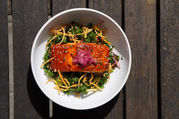 Gochujang Salmon Salad