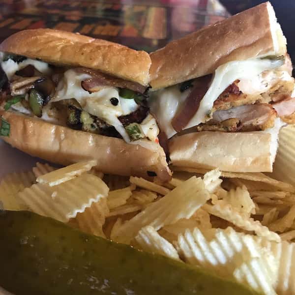 sandwich and chips