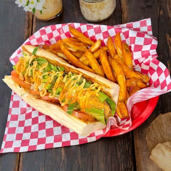 Shrimp, oyster, catfish po'boy Quickie Crab in Lewisville, TX.
