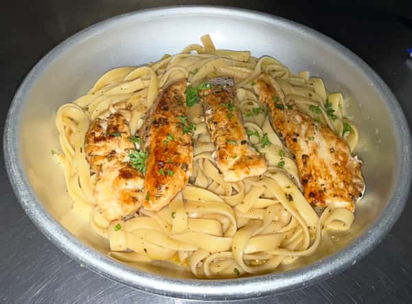 Grilled Chicken Garlic Noodles (Fettucine)