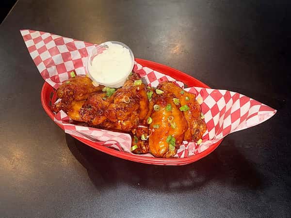 Jumbo Buffalo Wings, Quickie Crab in Lewisville, TX.