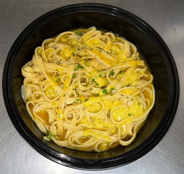 Garlic Noodles (Fettucine)
