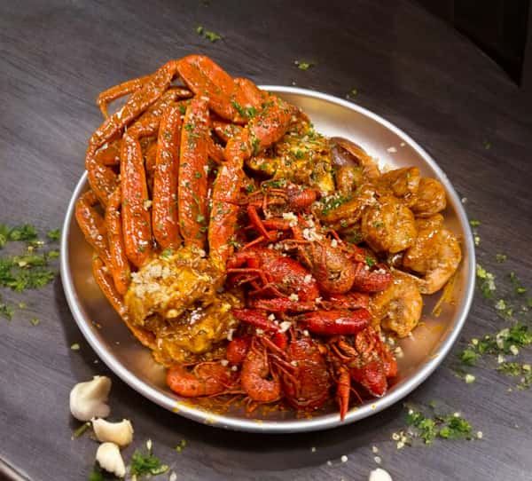 Crab Legs, Crawfish and Shrimp