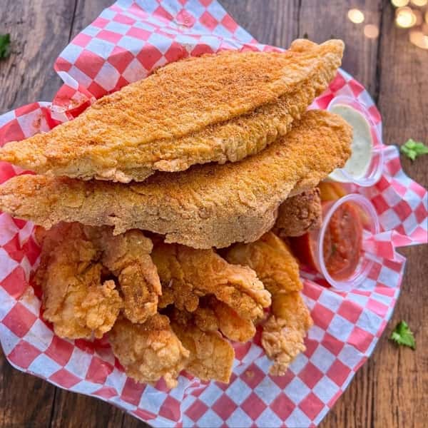 Fried Catfish (2) and Shrimp (4) Basket