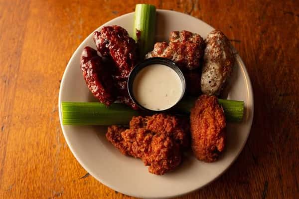 Combo Wing Basket (11 Wings)
