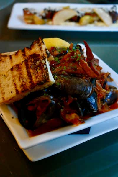 Fireside Mussels