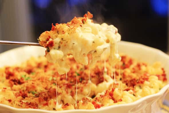 Mac & Cheese with Crispy Bacon