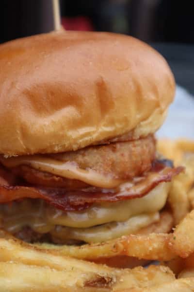 Bacon Gouda Burger