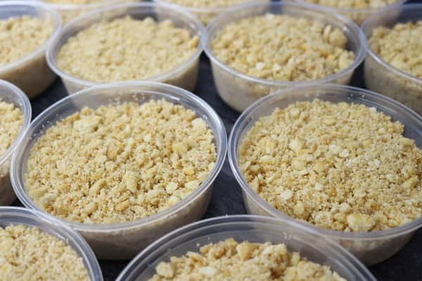 8 oz Cracker Crumbs