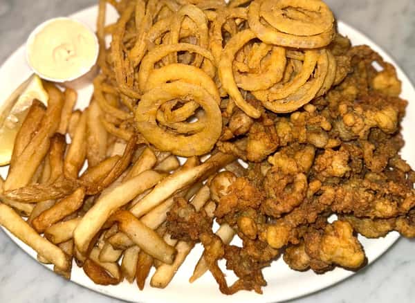 Fried Clams Dinner