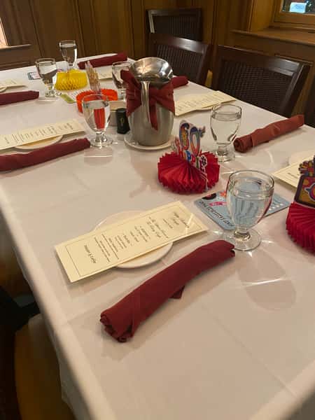Upham Room, Birthday setup 6-top
