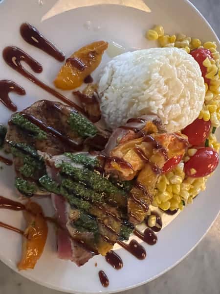 Tuna Seasonal Entree