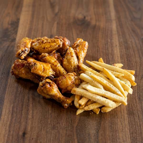 Traditional Wings Combo