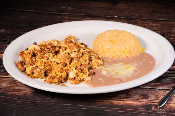 Lunch Huevos Con Chorizo