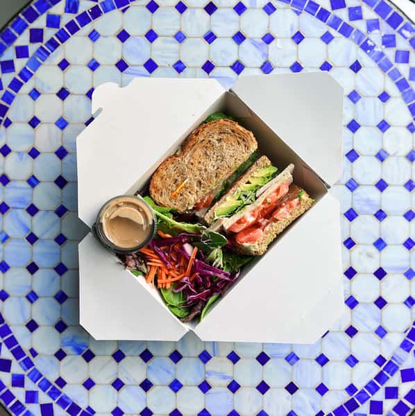 tuna avocado sandwich