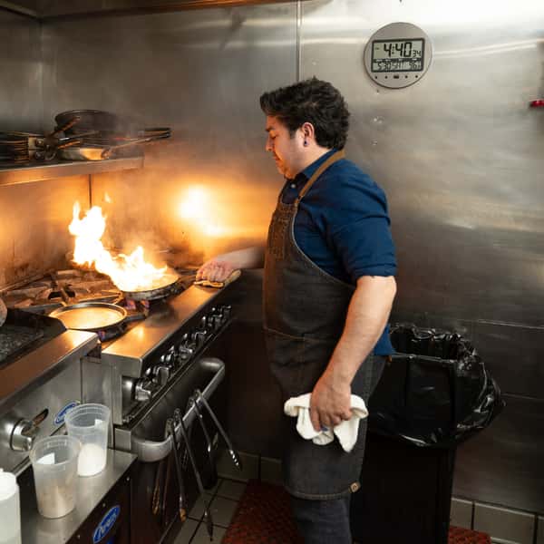 Picture of Chef in the Kitchen