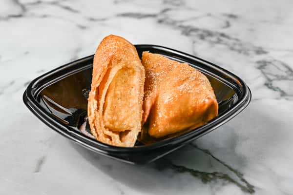CheeseCAKE Eggroll