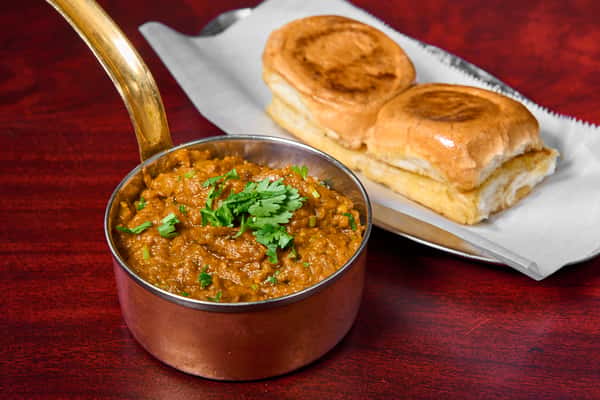Baingan Chili Pav
