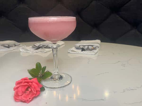cocktails bars happy hour capital city louisiana 