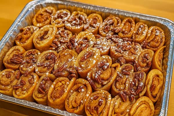 Cinnamon Roll Pancakes Family Style