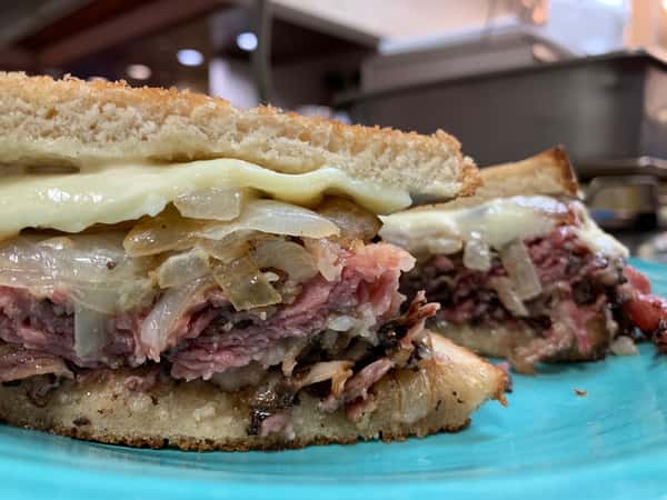 PASTRAMI SANDWICH