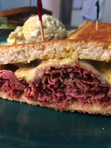 PASTRAMI REUBEN