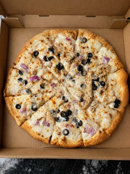 Chicken Alfredo Pizza