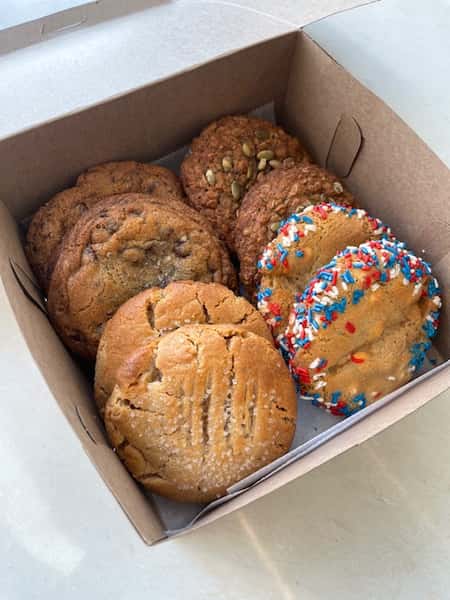 Lola's Cookie Box