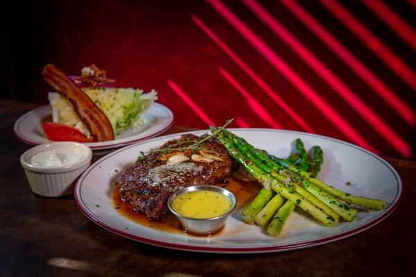 steak & asparagus