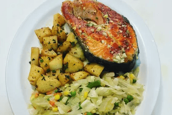 Salmon & Potatoes with Veggies