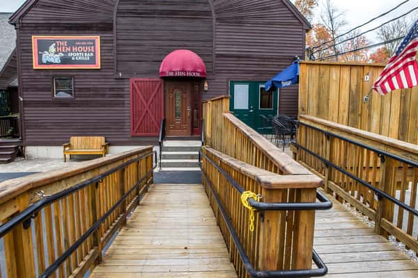 outdoor patio area with a ramp