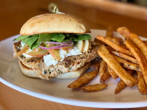 Grilled Chicken and Apple