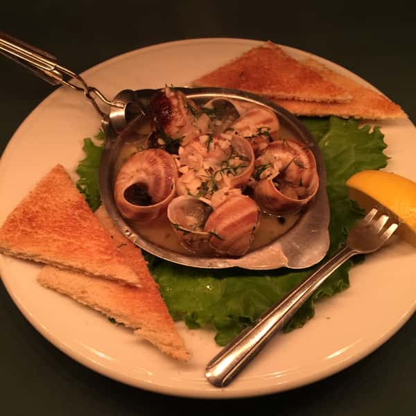 Escargots à la Bourguignonne