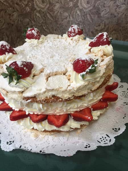 Viennese Meringue Torte