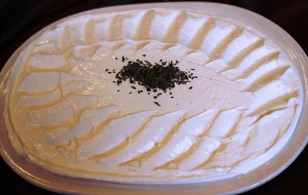 Lebneh With Garlic